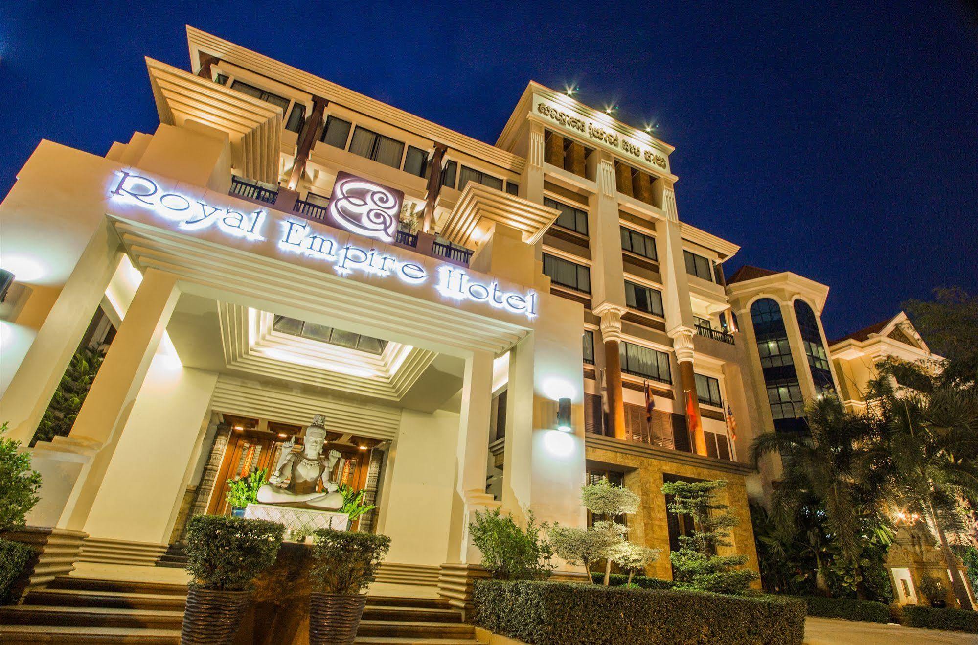 Royal Empire Premium Hotel Siem Reap Exterior photo